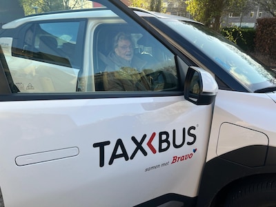 Lezer Rijn (78) uit Eindhoven beklaagt zich sinds kort over de Taxbus