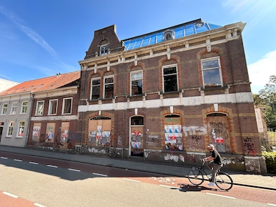 Schandvlek van de Bisschop Zwijsenstraat wordt eindelijk weggepoetst: 29 woningen erbij