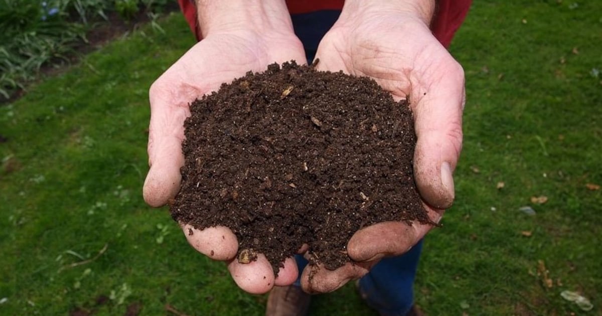Gratis compost ophalen bij milieustraat in Deurne