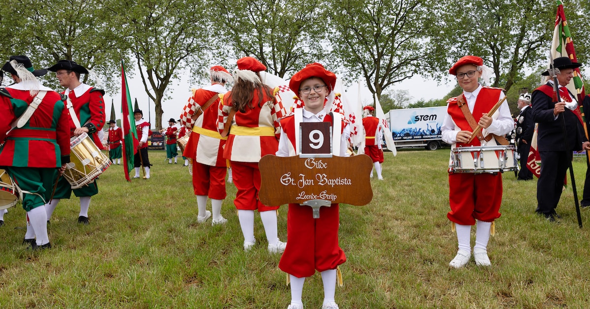 Kleurrijke gilde-invasie in Middelbeers
