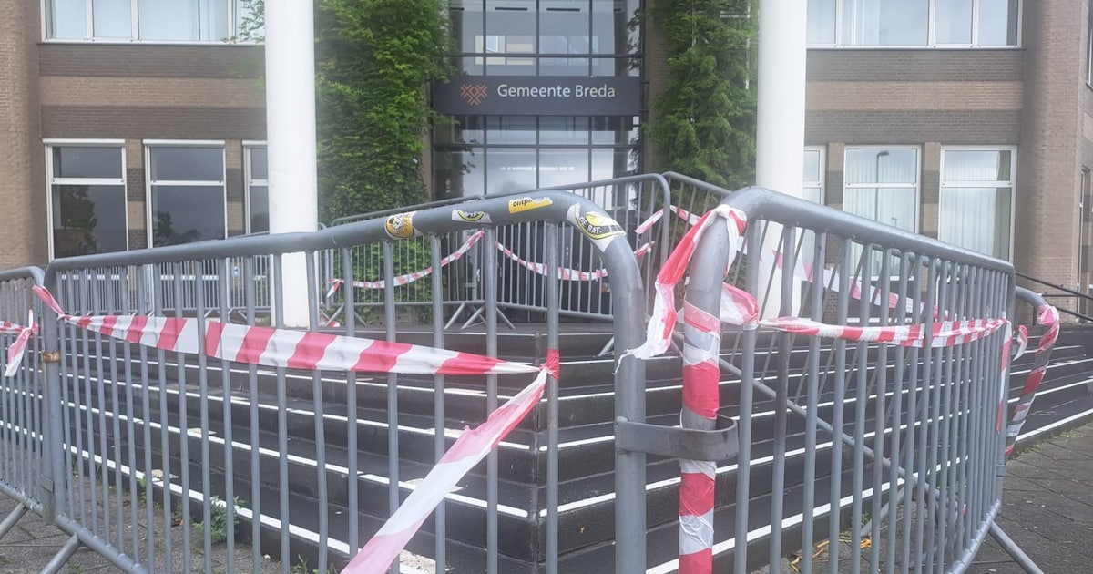 Stadskantoor Breda weer open na bedreiging, man (32) aangehouden