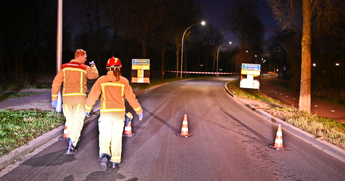 Motorrijder overleden na botsing tegen boom in Valkenswaard | 112 nieuws Valkenswaard
