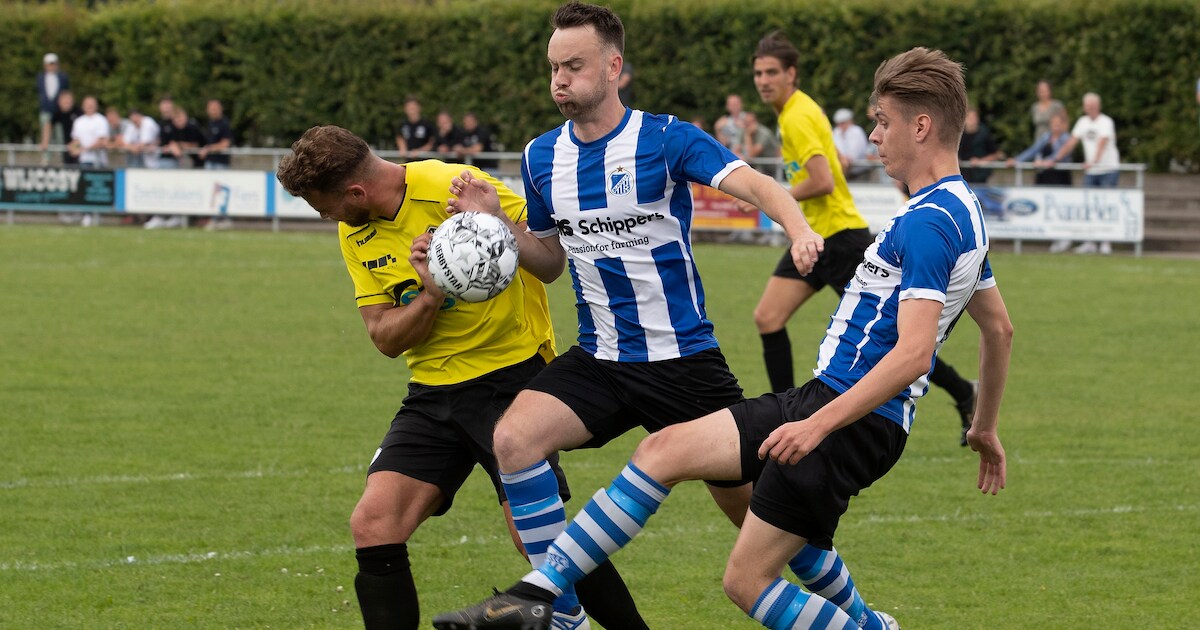 Bladella klopt Margriet na strafschoppen; Hoogeloon te sterk voor EVVC