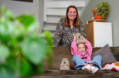 Fien (5) heeft zieke nieren, nu haalt ze duizenden euro’s op voor andere kinderen: ‘Dan kunnen ze beter worden’