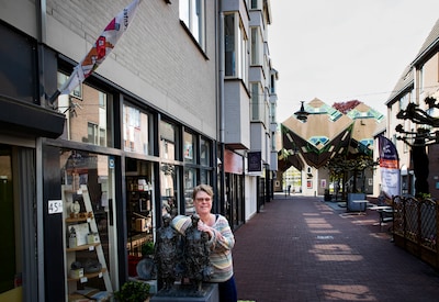 Helmonds raadslid stopt met fairtradewinkel op de Markt in Helmond