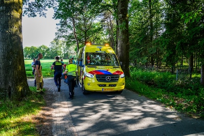 Motorrijder zwaargewond bij botsing in de Beerzen