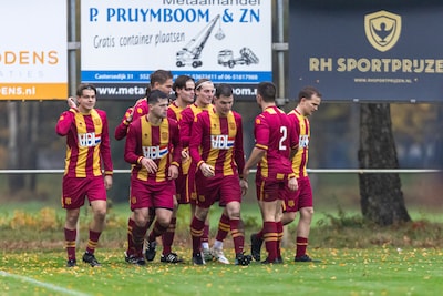 Stuivertje wisselen: Dosko’32 lost Bergeijk af als koploper door doelpunt in de extra tijd