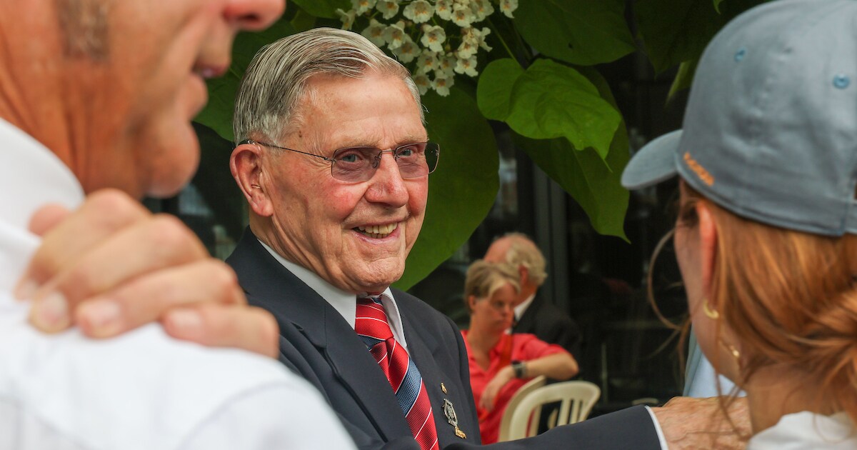 Willie Adriaans al 70 jaar muzikant bij De Vooruitgang: ‘Ik sla wel eens een regel over’
