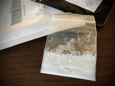 Handelaar in designerdrugs eist 1 miljoen euro van Nederlandse staat