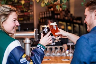 Eindhovense bieren 100 Watt en Van Moll verdwijnen mogelijk uit schappen nu Lighttown Brewers op de 