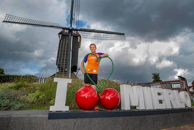 24 uur lang rondjes rennen om de molen van Mierlo, Björn doet het; ‘Voor alle kinderen die vechten t