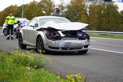 Asociaal rijgedrag leidt tot ongeval op A58 bij Tilburg, verdachte aangehouden