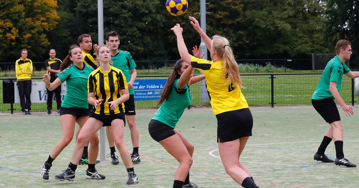 SDO opent nieuw kunstgrasveld in Veldhoven