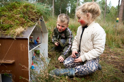 Samen op ontdekkingstocht in het Kabouterbos; ‘Er is ook een verliefde kabouter’