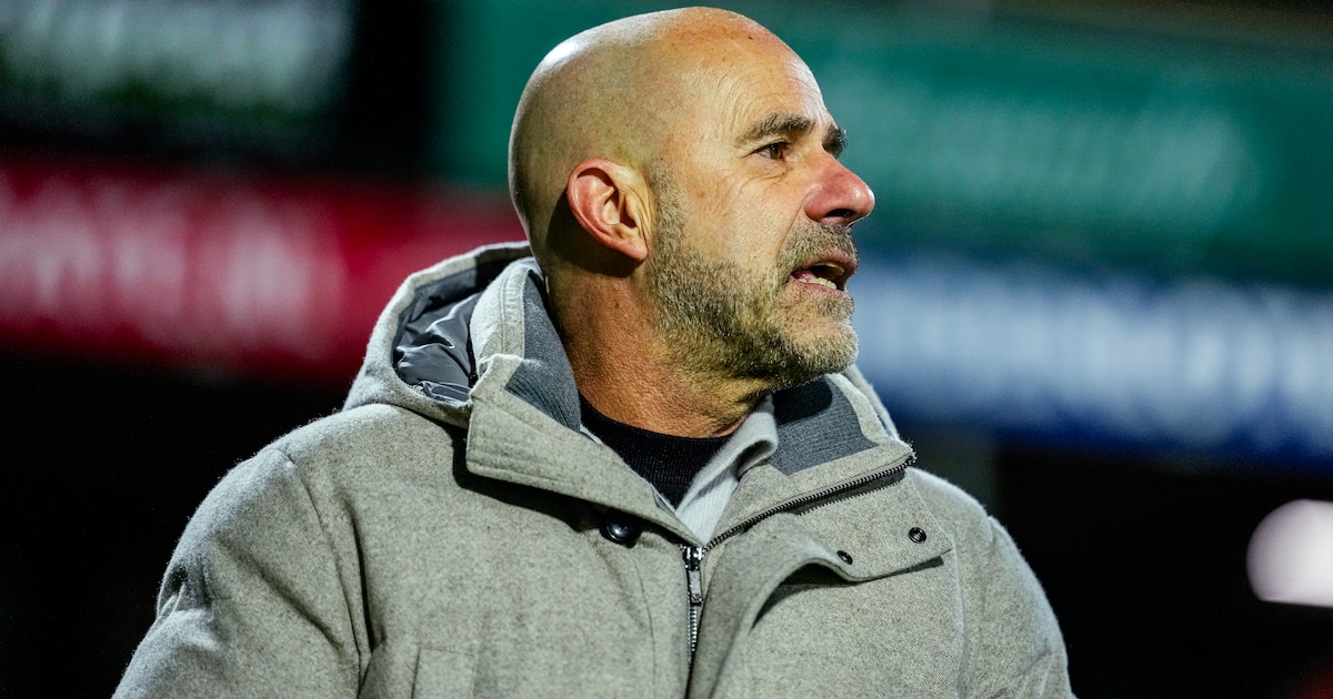 Peter Bosz ziet te veel verval na rust bij PSV: waarom de trainer zijn ploeg toch twee vrije dagen g