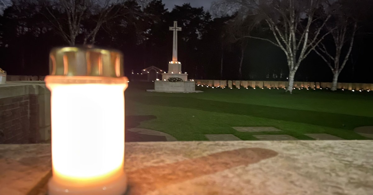 Dodenherdenking op Brits Ereveld in Mierlo