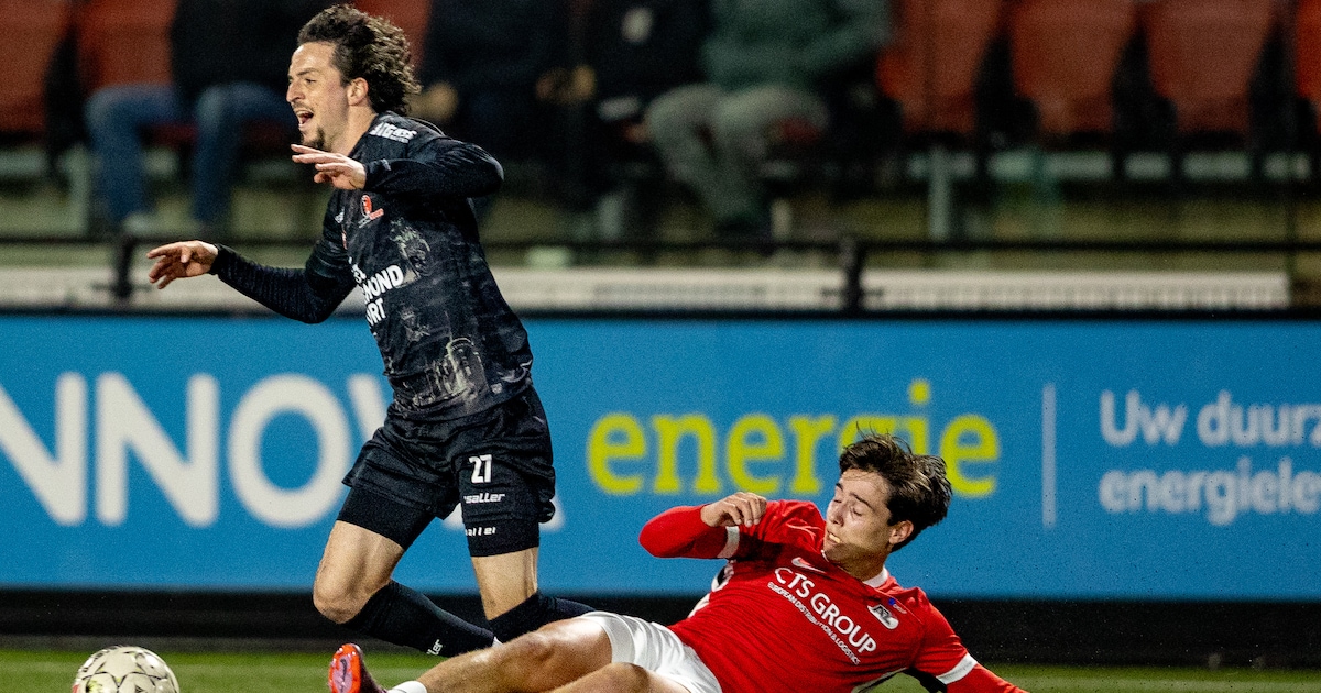 Helmond Sport zeven duels zonder overwinning: cadeautje aan Jong AZ zet toon voor nederlaag