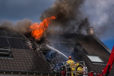 Verzekeraars: vorig jaar opnieuw minder schadeclaims in Tilburg door woningbrand