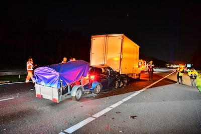 Automobilist naar het ziekenhuis na ongeval op de A67 bij Knegsel: weg was tijdelijk volledig dicht