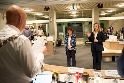 Twee nieuwe wethouders geïnstalleerd; Eersels college weer compleet