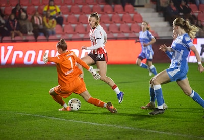 PSV Vrouwen stappen superieur halve bekerfinale binnen: ‘We raken steeds beter op elkaar ingespeeld’