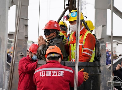 Acht doden na gasexplosie in Chinese kolenmijn, nog tientallen mijnwerkers zitten vast