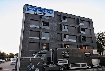 Man (29) aangehouden in onderzoek naar overlijden in Tilburgse flat, politie sluit misdrijf niet uit
