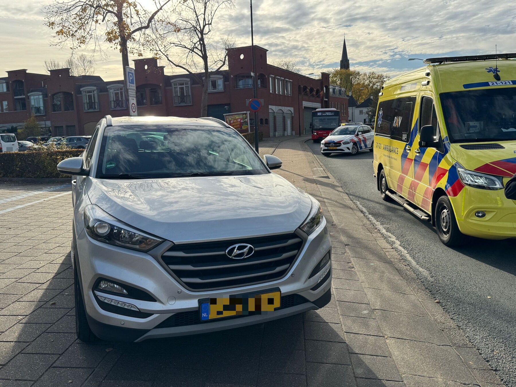 Fietser gewond bij botsing met auto in Gemert 