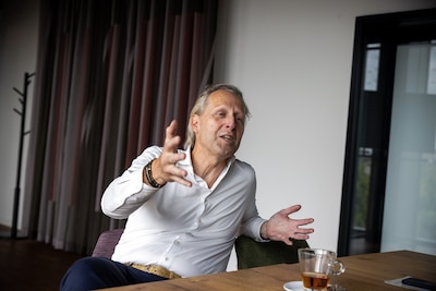 Tijdelijk directeur Rob Almering had twee intensieve jaren bij het theater: ‘Kritiek raakt de mensen
