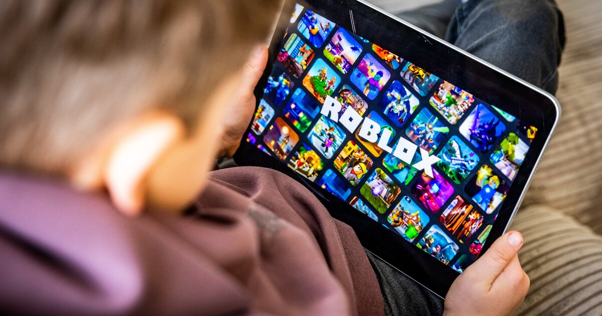 Ouders krijgen tips over gezond gamen tijdens lezing van Max van Kuipers in bibliocenter Weert