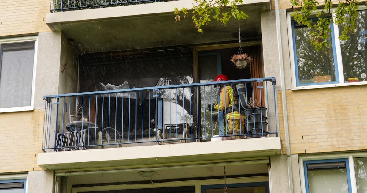 Grote brand in flat in Helmond zorgt voor veel schade | Regio | ED.nl