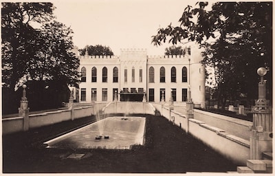 Koninklijk kiekje: dit is de bijzondere geschiedenis van het Paleis-Raadhuis in Tilburg