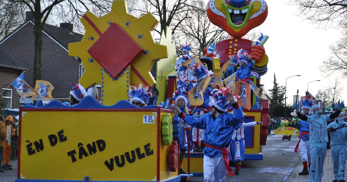 Optocht Roesdonkers één heerlijk feest