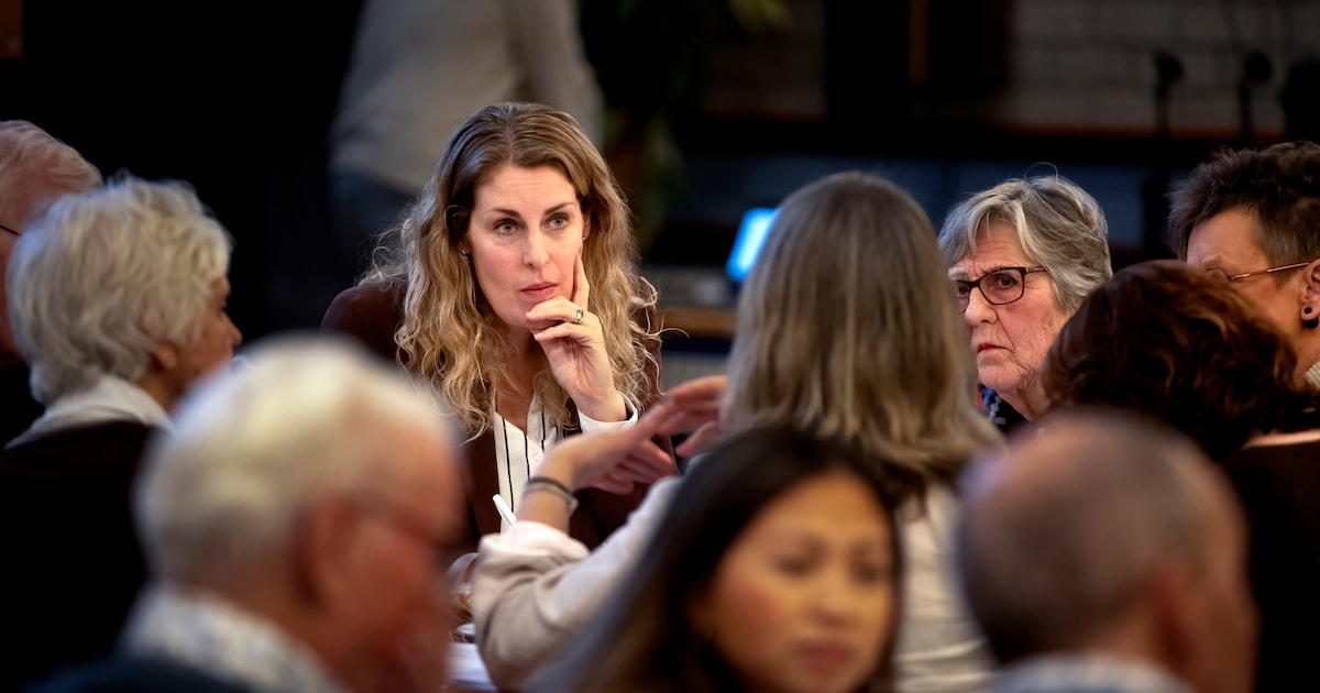 De toekomst van de zorg is thuis maar hoe vind je de weg in het zorgwoud?