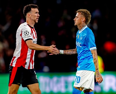 Italiaanse media schrikken zich een hoedje na stunt PSV: ‘Napoli is een regelrechte ramp’