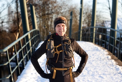 Supergaaf of doodeng: Johan (54) gaat de zwaarste woestijnmarathon ter wereld lopen met 8 kilo op zi