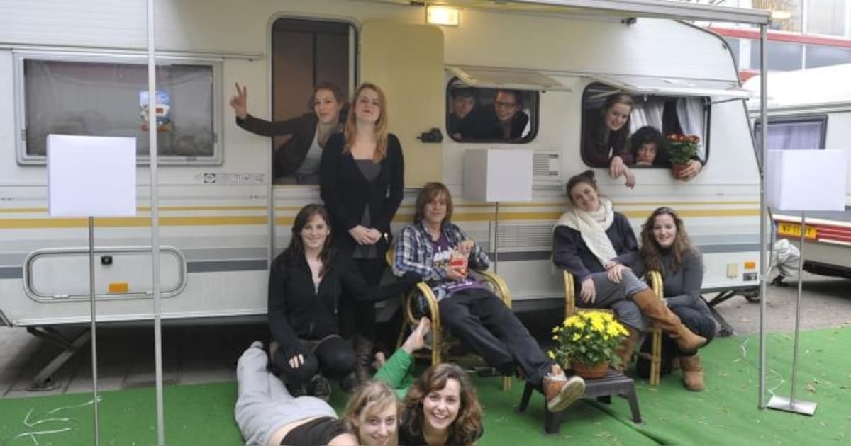 Kamperen onder het raam van de rector | Eindhoven | ed.nl