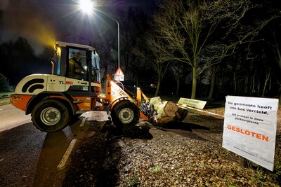 Boze Paul uit Berlicum neemt een radicale stap tegen werkzaamhe­den in bos tegenover zijn deur
