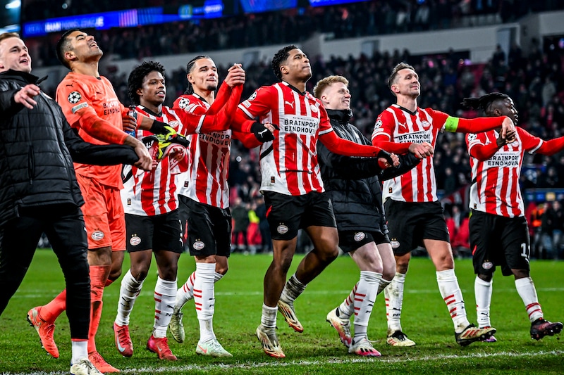 PSV verdient wéér miljoenen en stond er financieel nog nooit zo goed ...