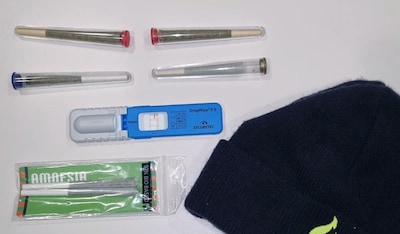 Automobilist scheurt rotonde op in Tilburg, blijkt onder invloed