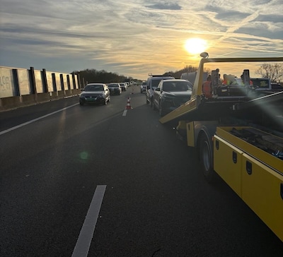 Meerdere voertuigen getakeld bij ongeval op de A50 bij Ravenstein: incident leidde tot forse vertragingen
