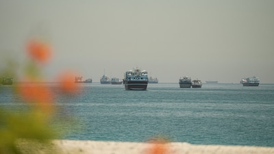 ‘Varen er alleen lege schepen door de Straat van Hormuz?’