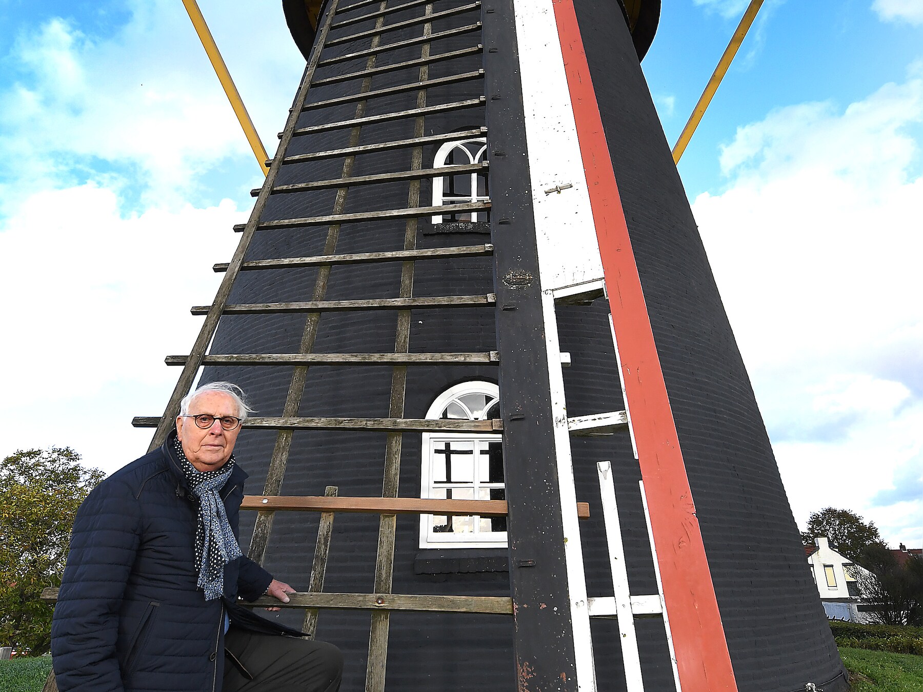 Laatste eerbetoon aan oud-molenaar Theo: ‘Zonder hem stond De Vooruitgang er niet meer’  