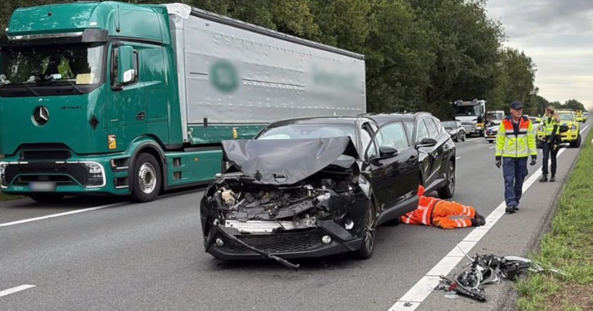 Botsing met vijf auto’s op A2 bij Leende, vertraging voorbij
