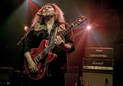 Reünie van Flyin’ Spiderz en Julian Sas Band op gratis festival Wilhelminaplein