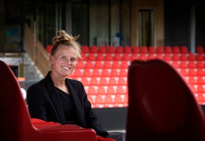 Belletje van PSV veranderde het leven van Moon Pondes: ‘Ik wist niet wat ik moest zeggen’