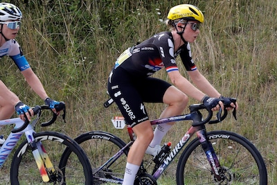 LIVE Tour de France Femmes | Eén Nederlander voorop op Madeleine, Vollering loert op aanval