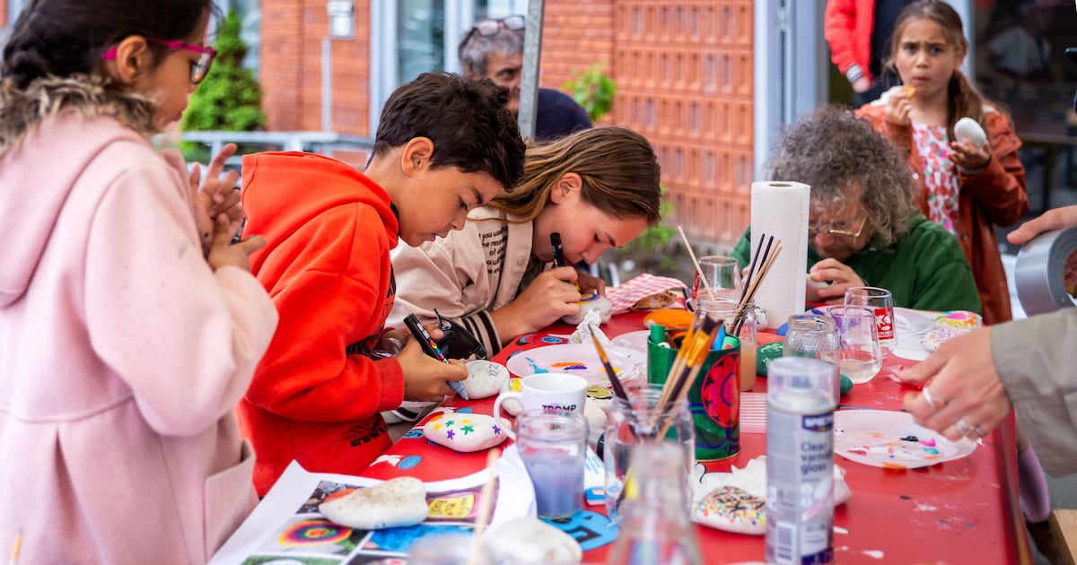 Voorleesochtend met knutselen en drinken in Waalre
