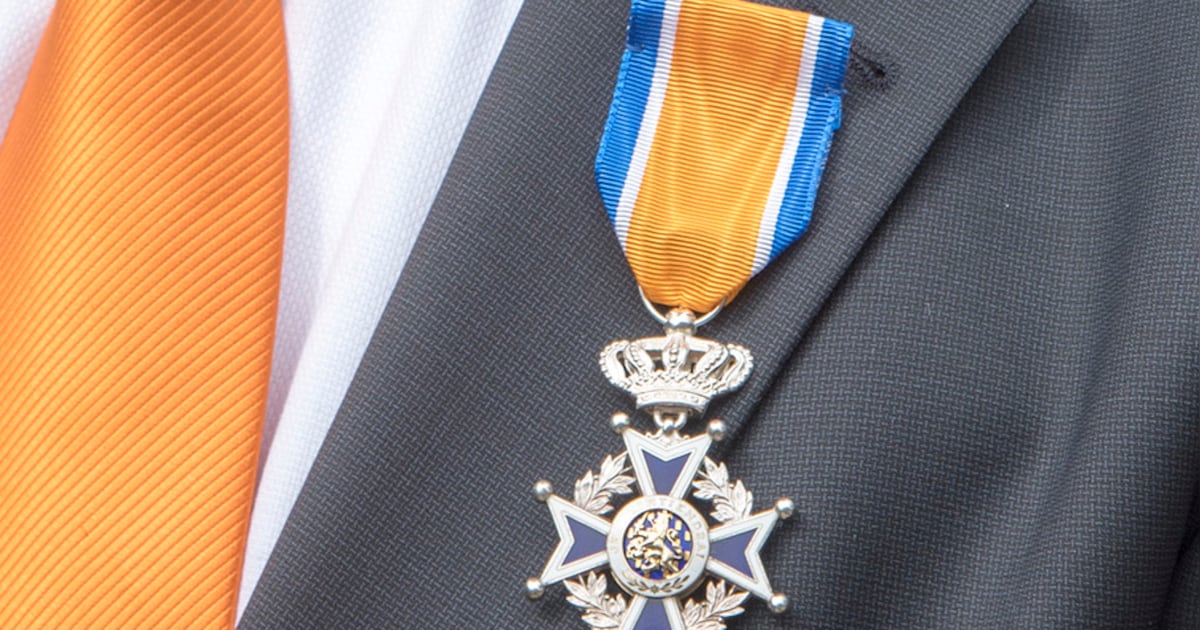 Maria van der Heijden-Fransen ontvangt koninklijke onderscheiding in Bakel