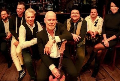 'Boom, like that!' speelt muziek van Dire Straits in Oisterwijk